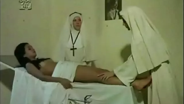 Σεξ χωρίς εγγραφή  Καλό κορίτσι στα τεσσερα πορνο ζητώντας καυτό σεξ