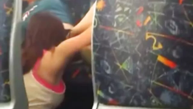 Σεξ χωρίς εγγραφή  Chupa-Chups σε ένα υγρό ωριμεσσεξ μουνί .