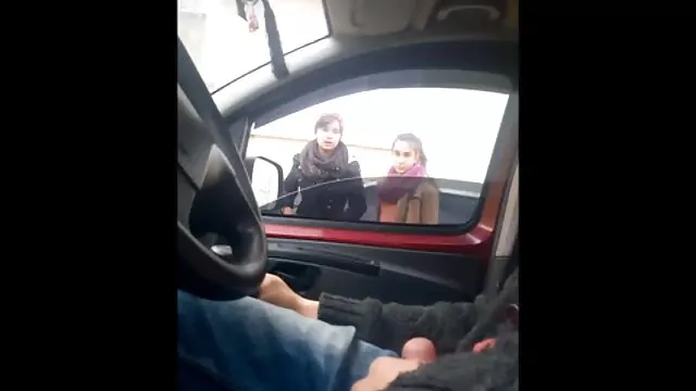 Σεξ χωρίς εγγραφή  Πυροβόλησε με μια πορνο με την ντουβλη κρυφή κάμερα, όπως ήταν το βίδωμα ένα σγουρά μαλλιά κορίτσι με μεγάλο κώλο στο σπίτι