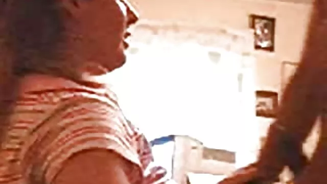 Σεξ χωρίς εγγραφή  Κορίτσι σαγηνεύει πορνο τζοντα μαύρο αφεντικό