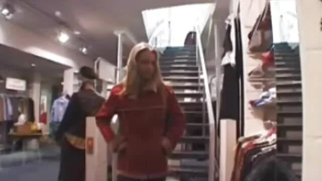 Σεξ χωρίς εγγραφή  Pihar πολύ Φυτό ξωτικό ξανθιά λεπτή πορνοβιασμοσ