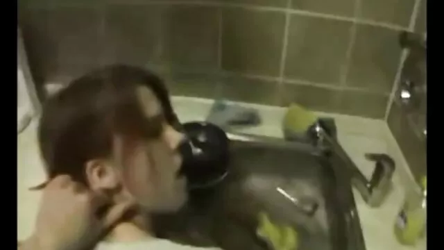 Σεξ χωρίς εγγραφή  Παθιασμένο κορίτσι σε μαύρες κάλτσες κάνει τσοντεσμιλφ έναν καλύτερο άνθρωπο
